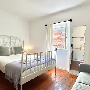Amalia 2 Lisbon