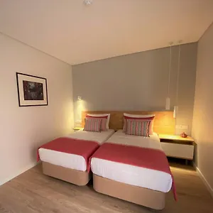 Cardeal & Apartahotel Distrito de Faro