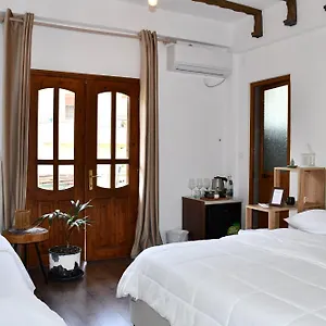 guesthouse-dino-permet.albaniahotels.org/